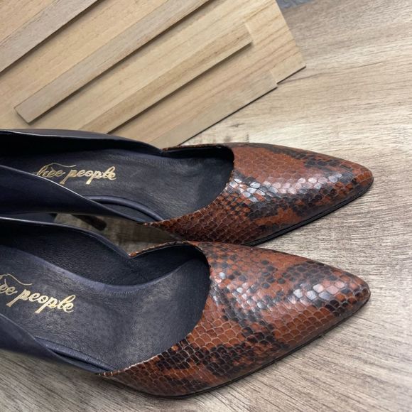 Free People Snakeskin Heels - Picture 2 of 6
